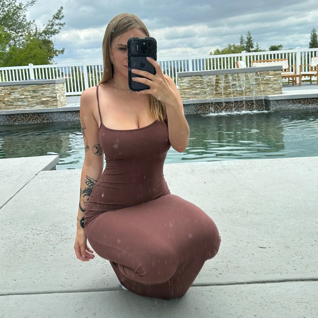 Lyanadubernet_731
